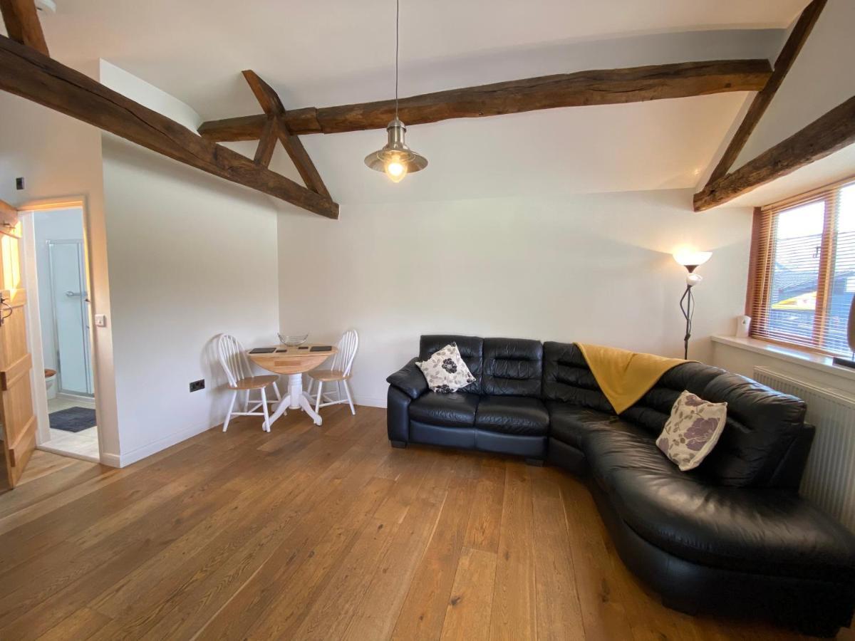 Smithy Cottage Berriew Экстерьер фото